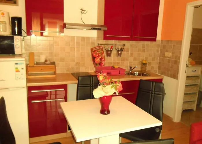 Appartement Charming Kestenovi Dvori- 2 Bedroom A1 *