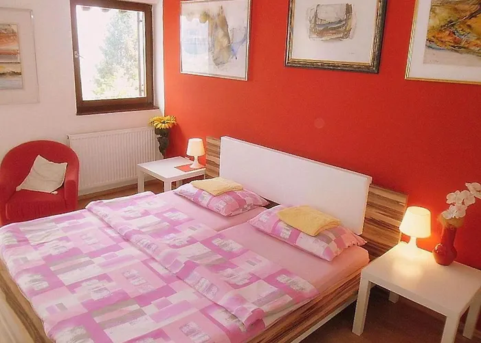 Charming Kestenovi Dvori- 2 Bedroom A1 Appartement Opatija