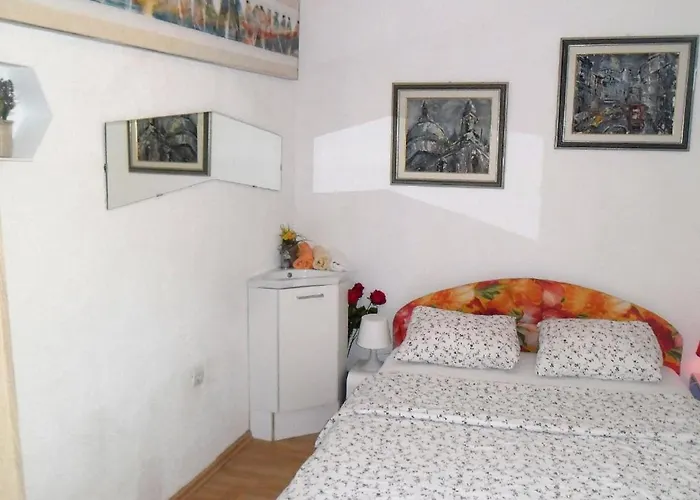 Appartement Charming Kestenovi Dvori- 2 Bedroom A1 *