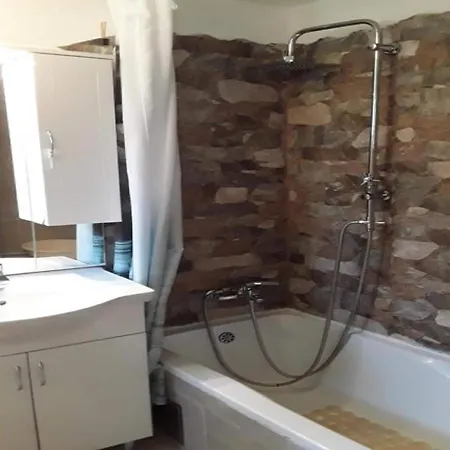 公寓 Charming Kestenovi Dvori- 2 Bedroom A1 Opric